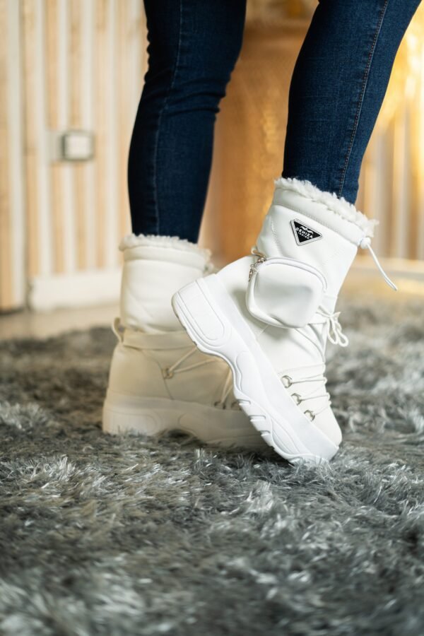 Winter Boot beige